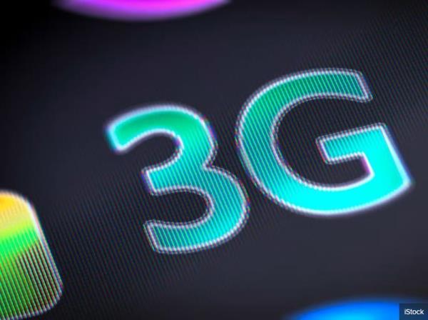 'I'll need a new phone': Singapore migrant workers, low-income users among the 100,000 subscribers affected when 3G shuts off in 2024