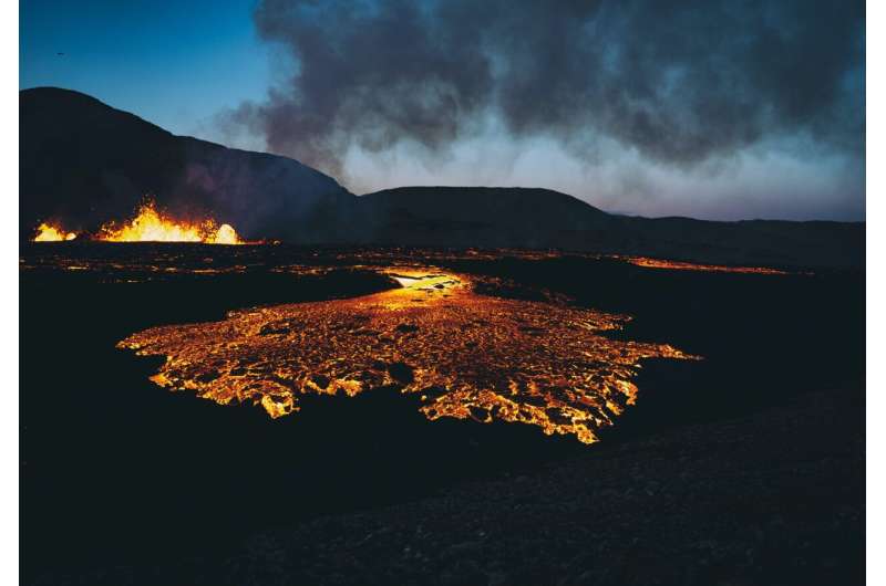 volcano magma