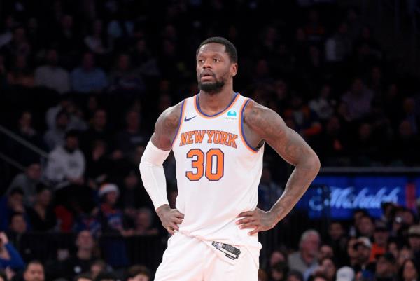 Knicks forward Julius Randle #30 reacts on the court during the fourth quarter against the Wizards at Madison Square Garden on Jan. 18, 2014. 
