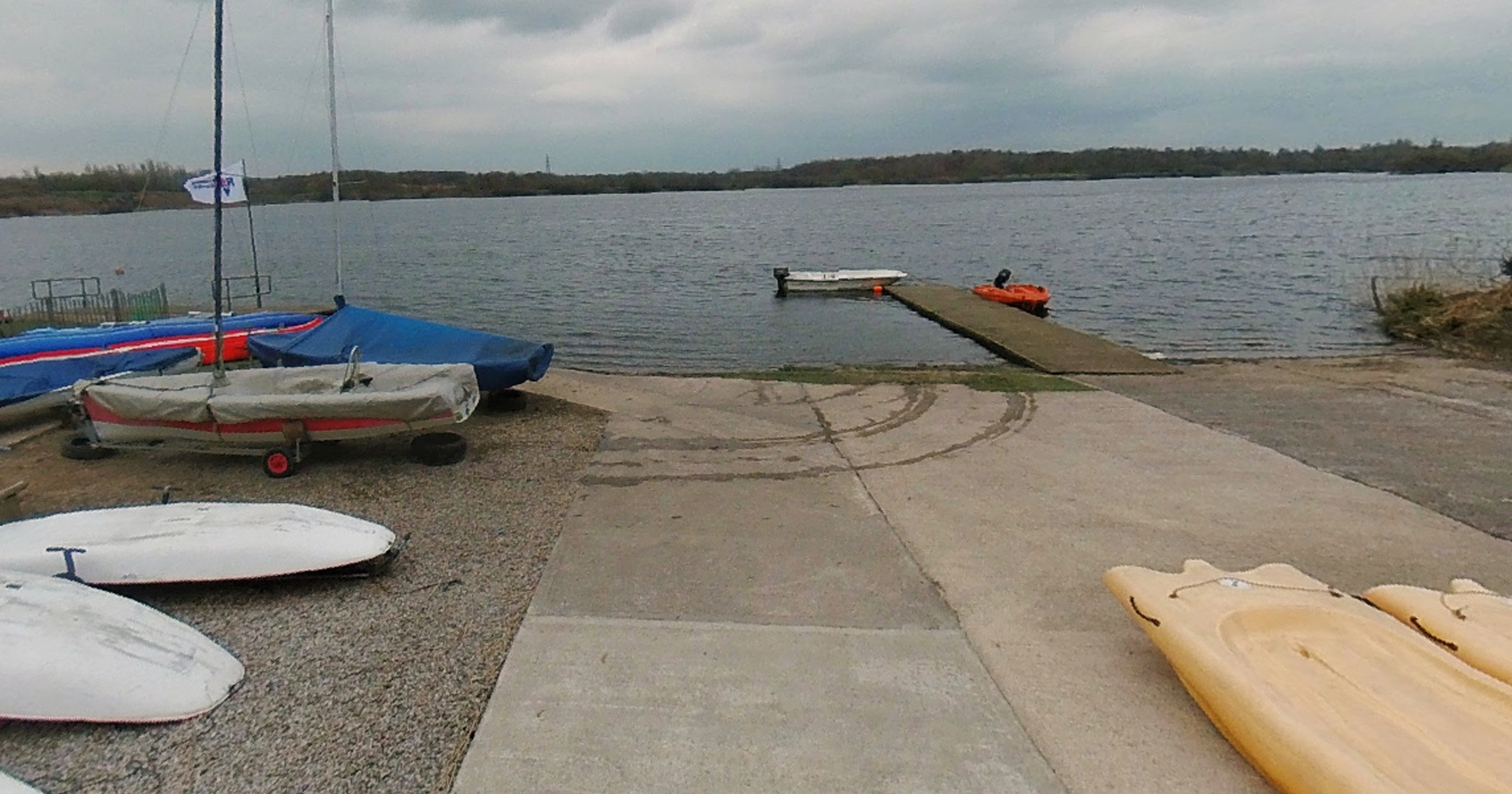 Scotman's Flash is a popular spot for watersports in Wigan
