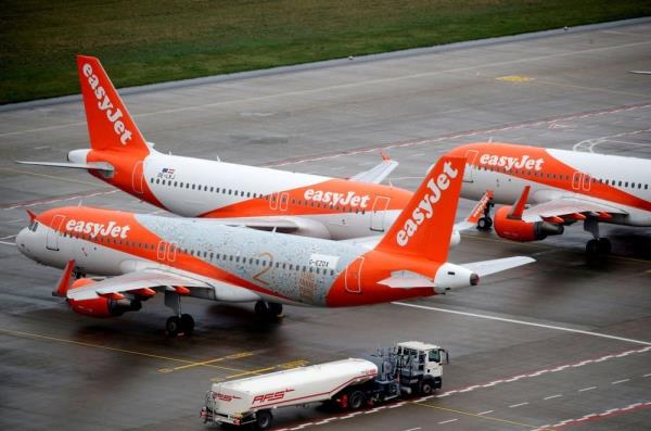 EasyJet says to land record profits despite disruption