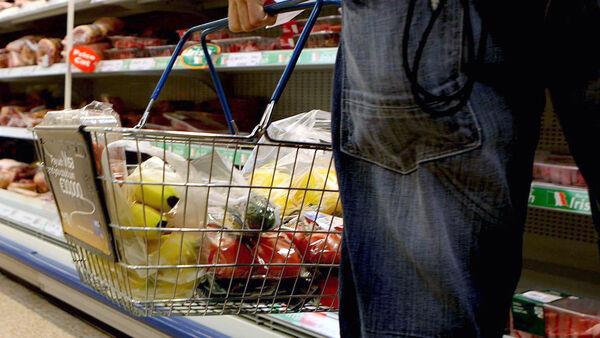 Minimum wage 'to add to costs for small food and drink firms'