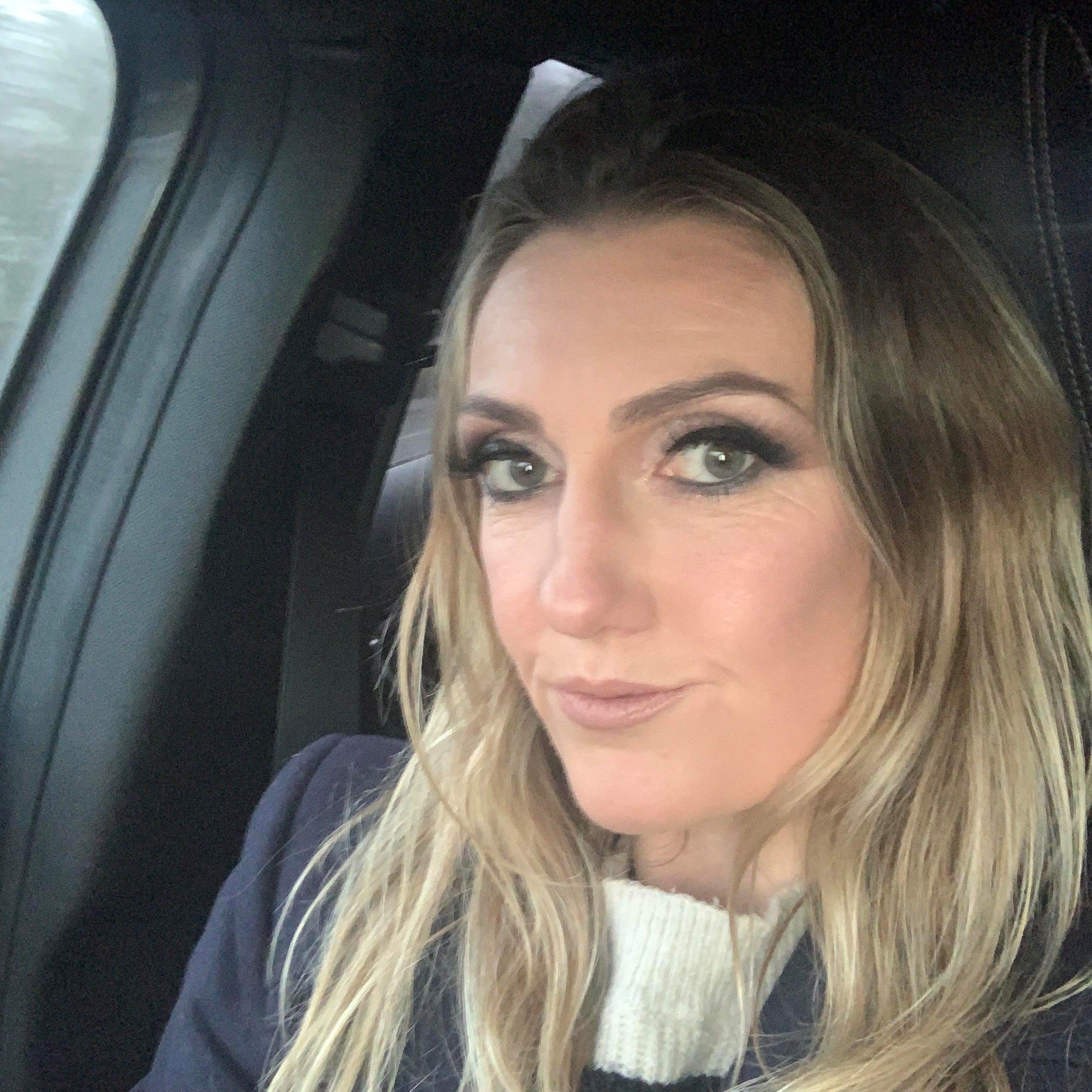 Sarah Jones https://www.facebook.com/sarah.jones.33865/photos