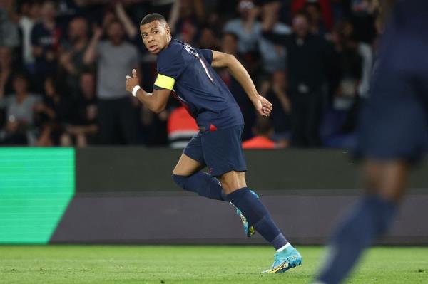 Mbappe scores twice but PSG slump to first defeat of season