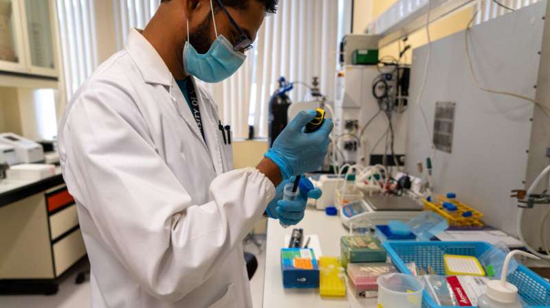 科学家开发了一种新型人工水通道，以提高工业水净化效率
