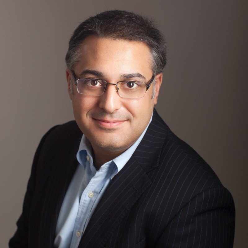 Yaser Jabbar- Great Ormond Street has launched an urgent review of all the youngsters treated by former surgeon Yaser Jabbar, 43, (pictured) in its orthopaedic department - Image - linkedIn