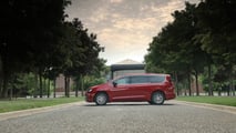 2025 Chrysler Voyager