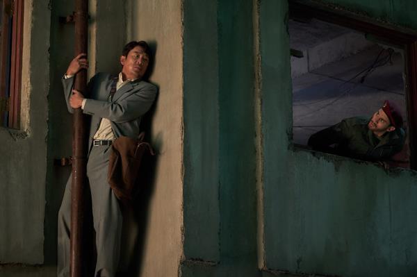 Ha Jung-woo plays diplomat Min-jun in “Ransomed.” (Showbox)