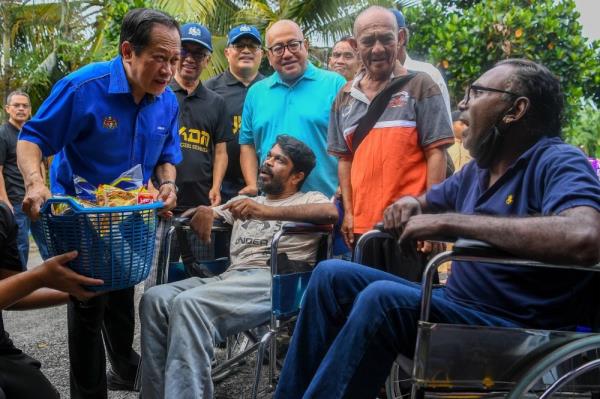 Ahmad Maslan: Report customs duty evasion and get 10pc reward 
