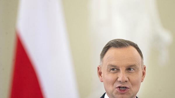 波兰总统要求现任总理、法律与正义党成员莫拉维茨基(Mateusz Morawiecki)努力组建下一届政府