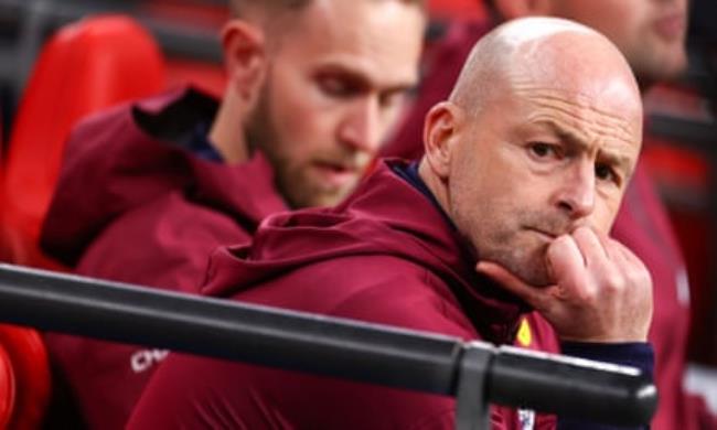 Lee Carsley looks on during the Nations League match between England and Greece at Wembley