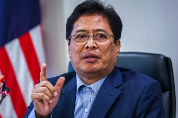 Registration of classic number plates in JPJ: MACC to step in if elements of corruption found, says Azam Baki