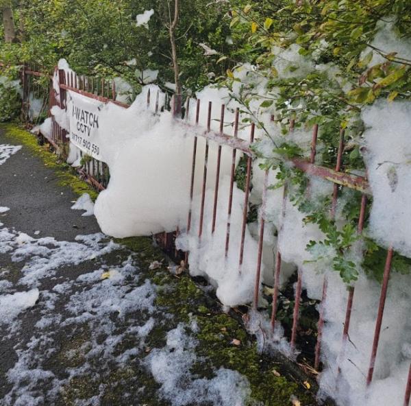 Roads and cars near the River Tame in Dukinfield were covered in white bubbles (Picture: Sam Pedder / SWNS)