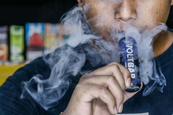 Court allows lawsuit against Malaysia’s health minister on vape liquid to proceed