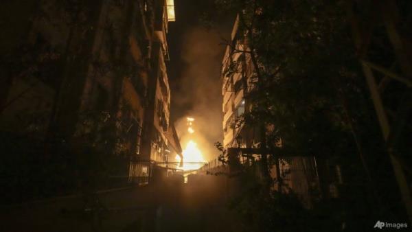 Israeli air strikes rock Beirut, target Hezbollah command