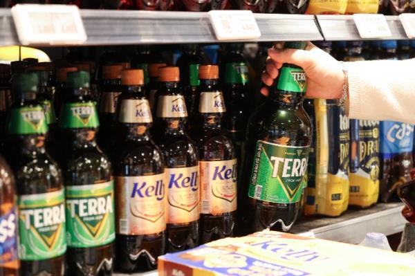 HiteJinro的Terra和Kelly啤酒