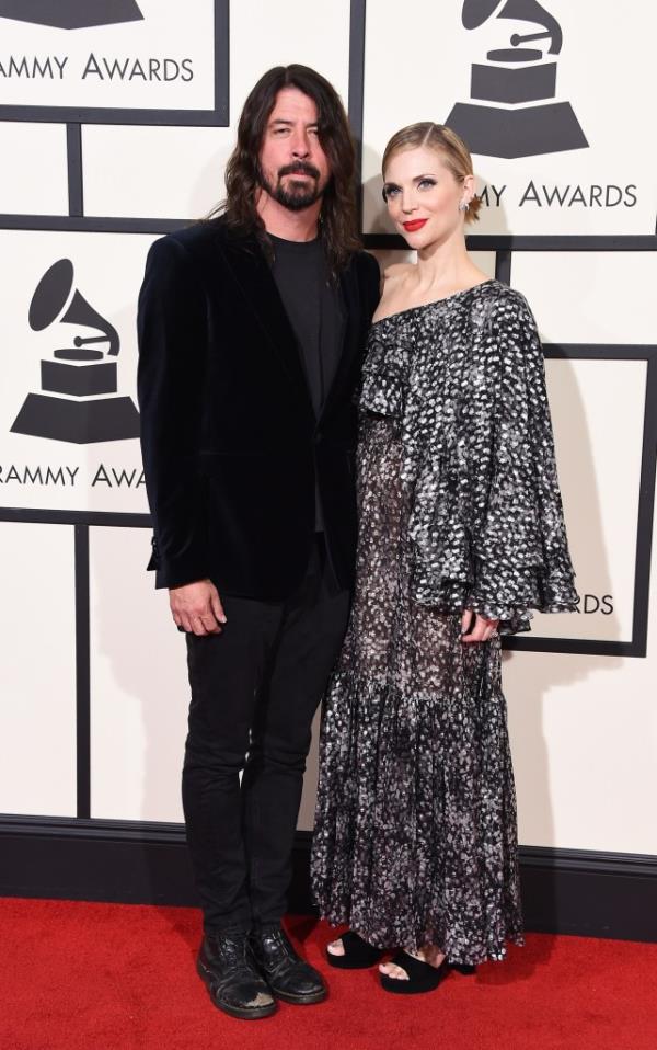 Dave Grohl and Jordyn Blum at the Grammys in 2016.